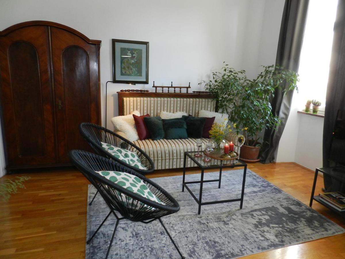 Markaat Apartment Pula Exterior foto